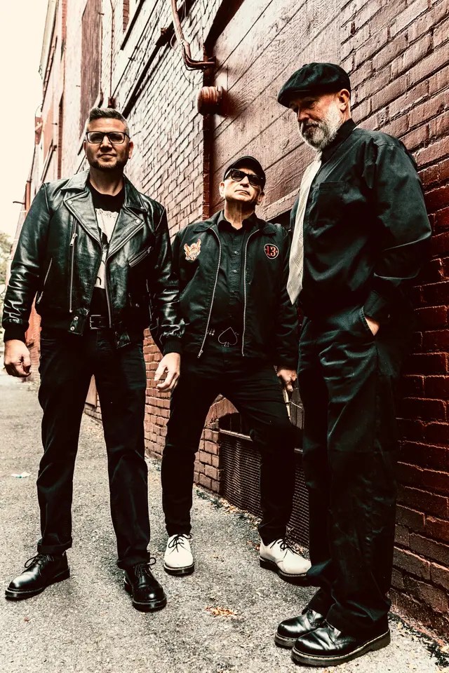[MN] Dead Air Network Announce New Single “Burn This After&nbsp;Reading”